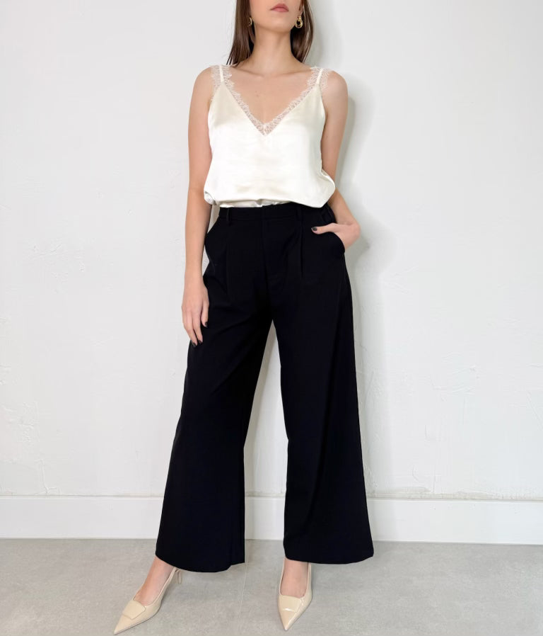 Lizzy Pants in Black