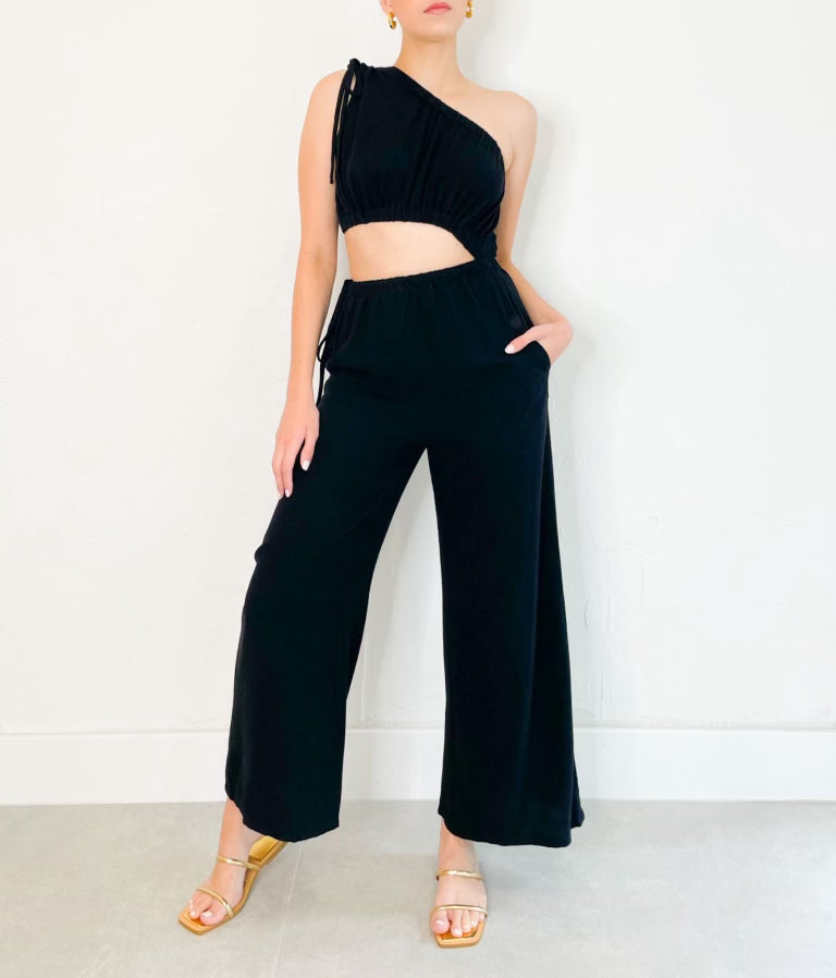 Daphne One Shoulder Jumpsuit in Black