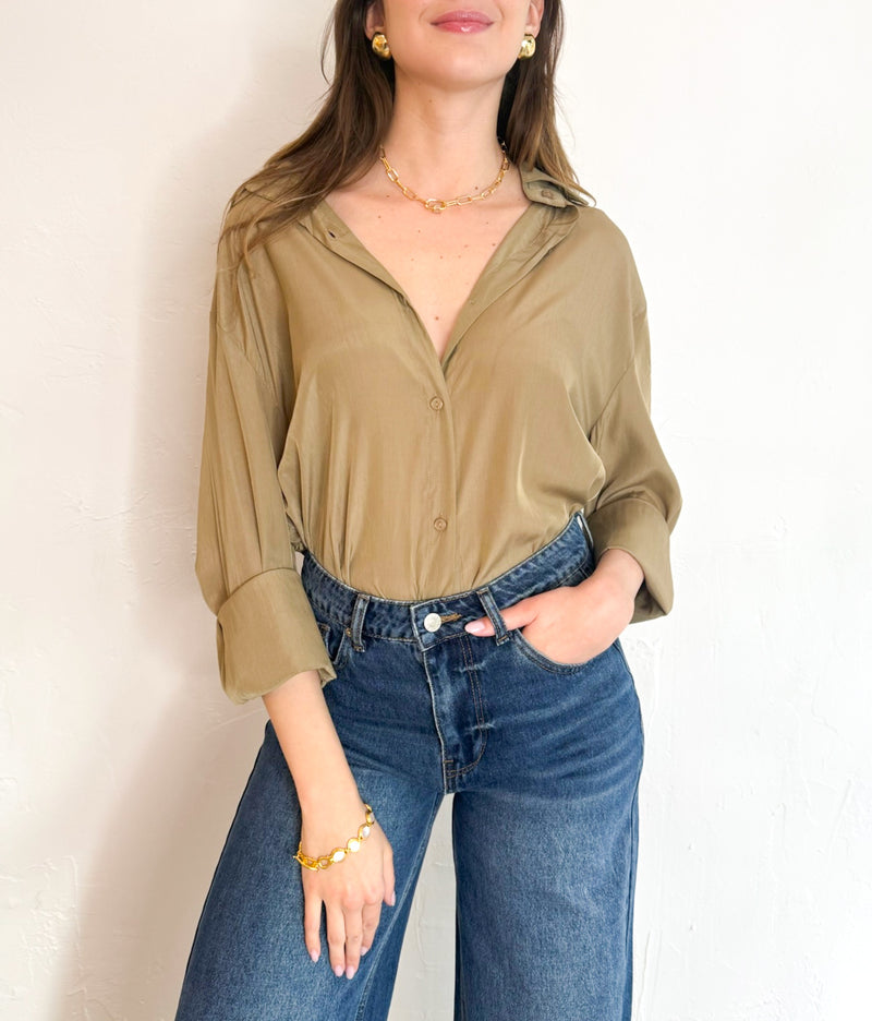 Chelsea Top in Taupe