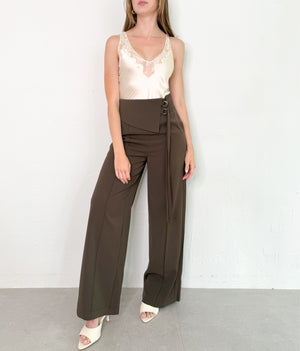Dianelys Pants in Olive