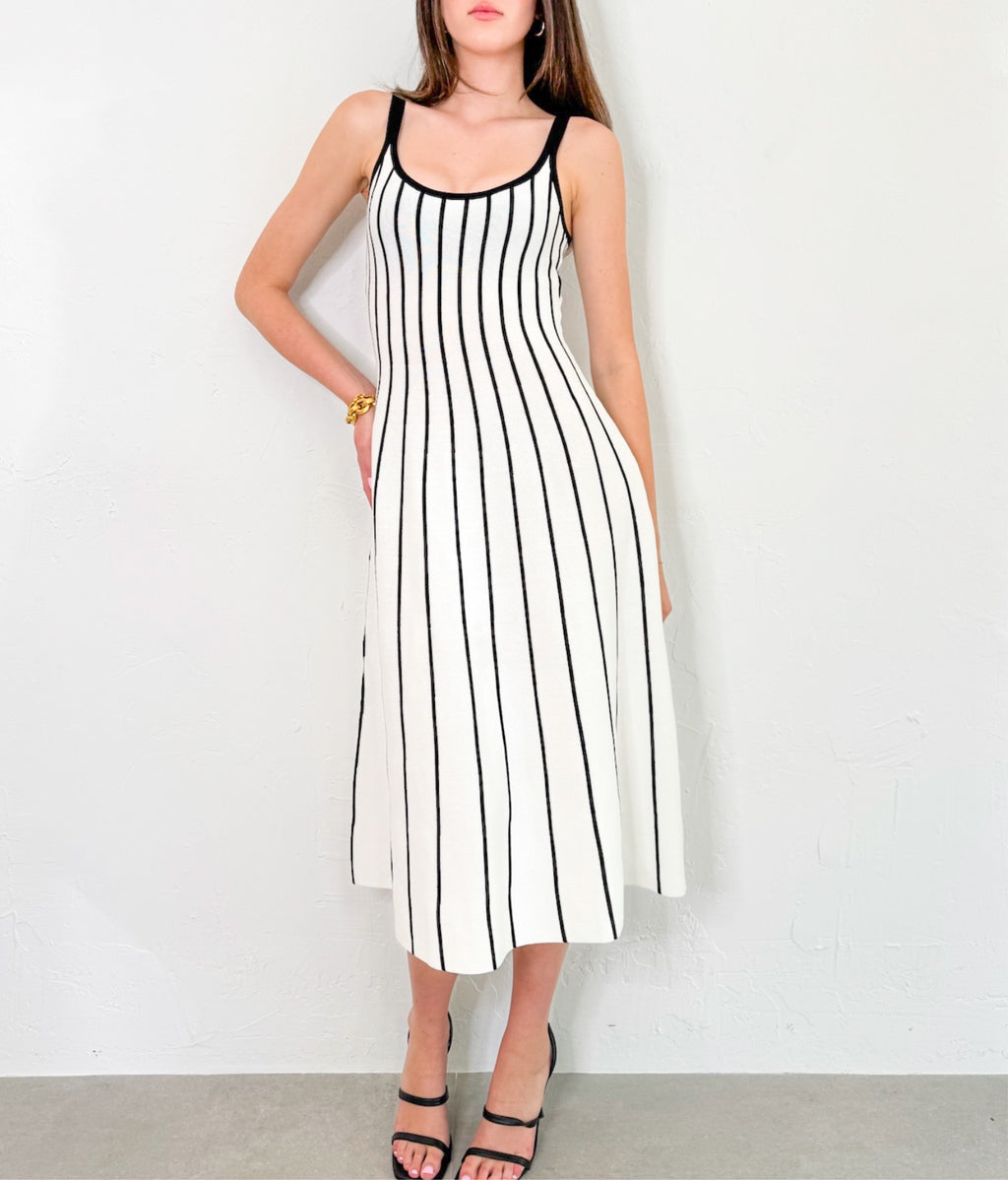 Delilah Dress in White/Black