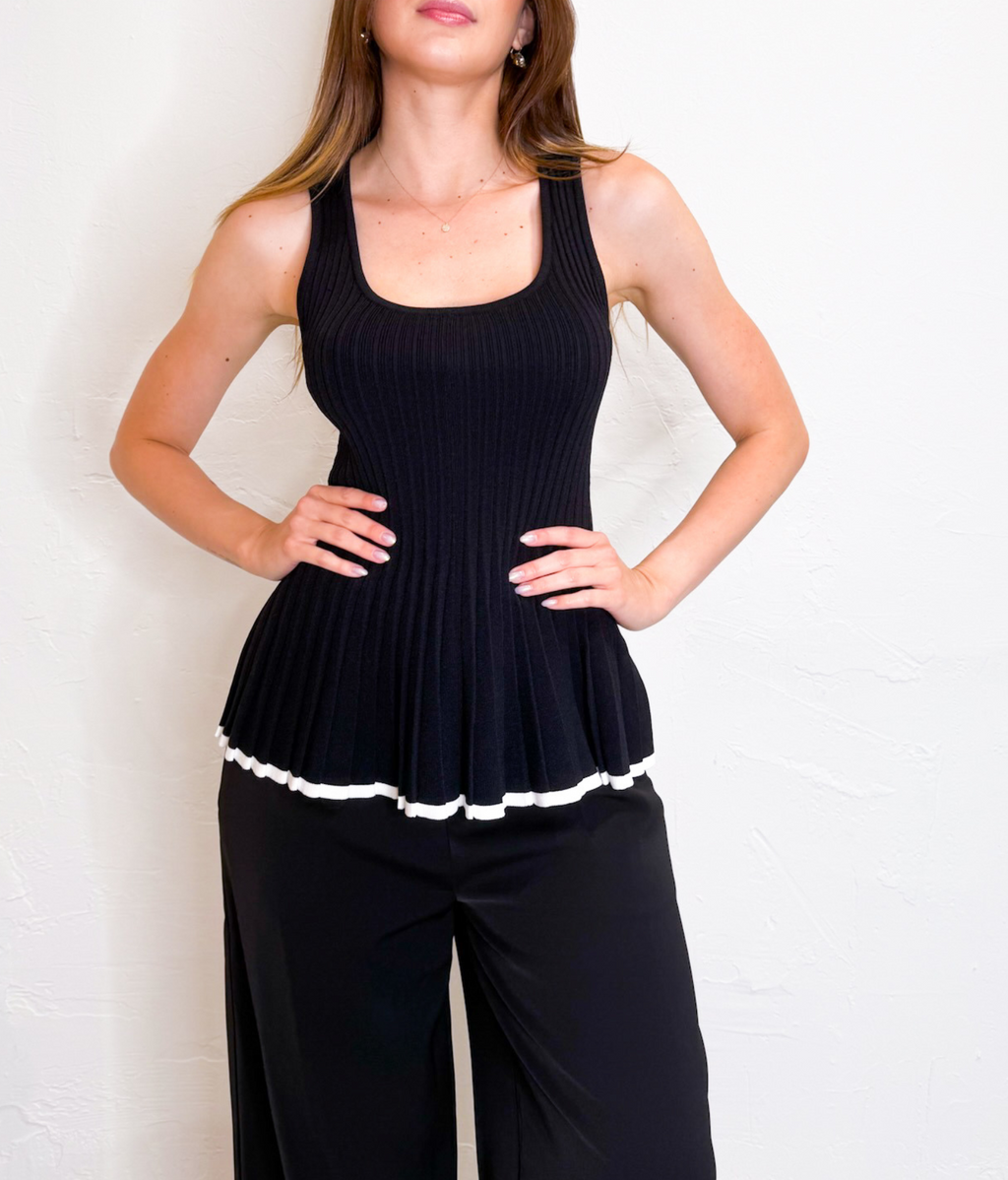 Nindi Top in Black/White