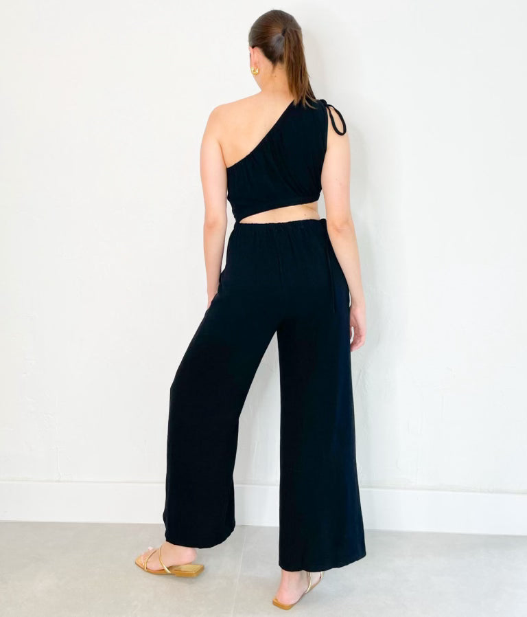 Daphne One Shoulder Jumpsuit in Black
