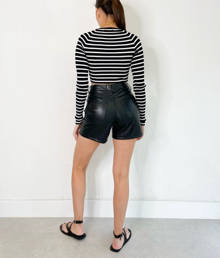 Bonnie Knitted Top in Black White