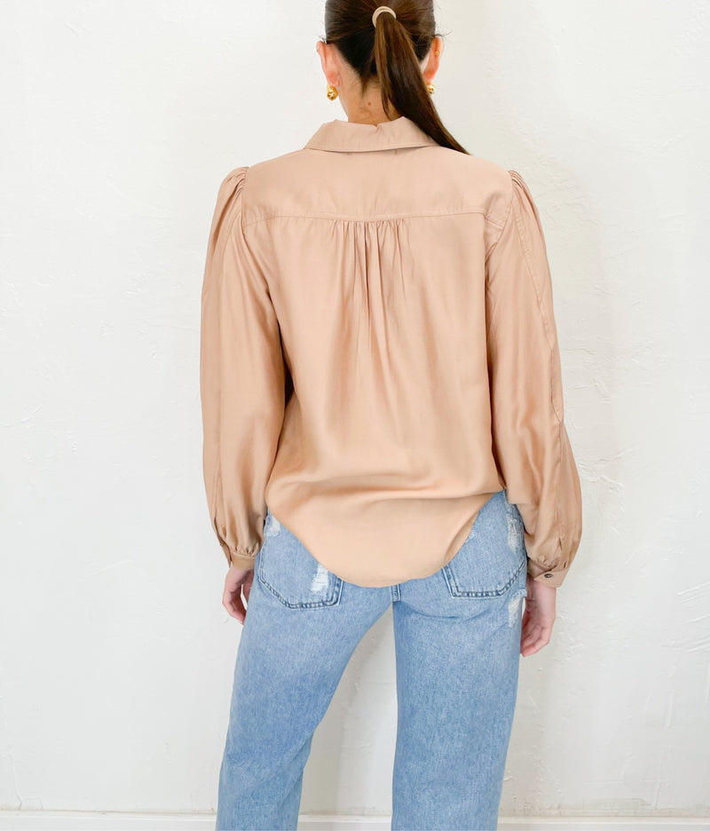Bella Blouse in Sand