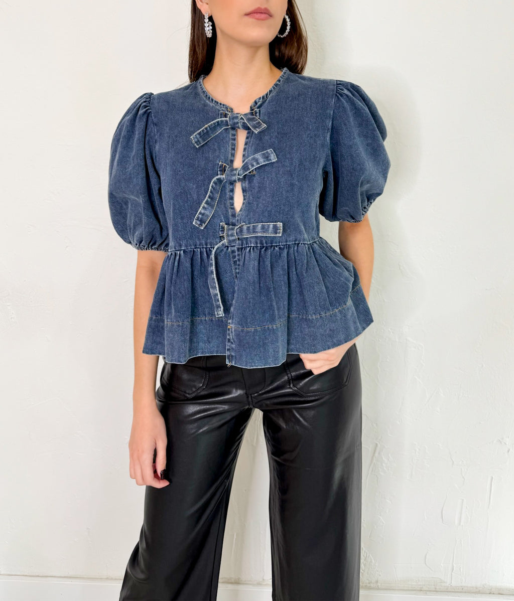 Sabrina Top in Medium Wash