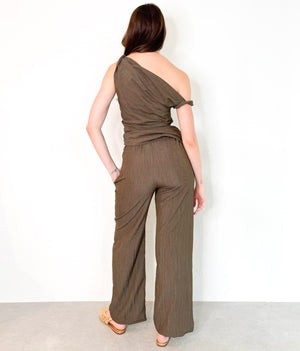 Ashton Set in Dark Truffle