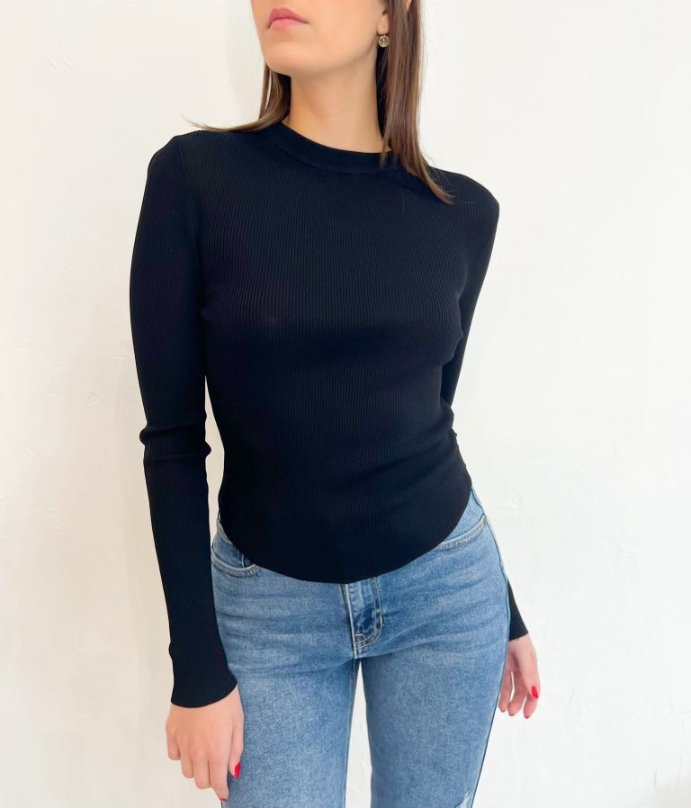 Annie Top in black