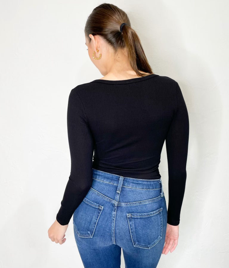 Natalie Top in black